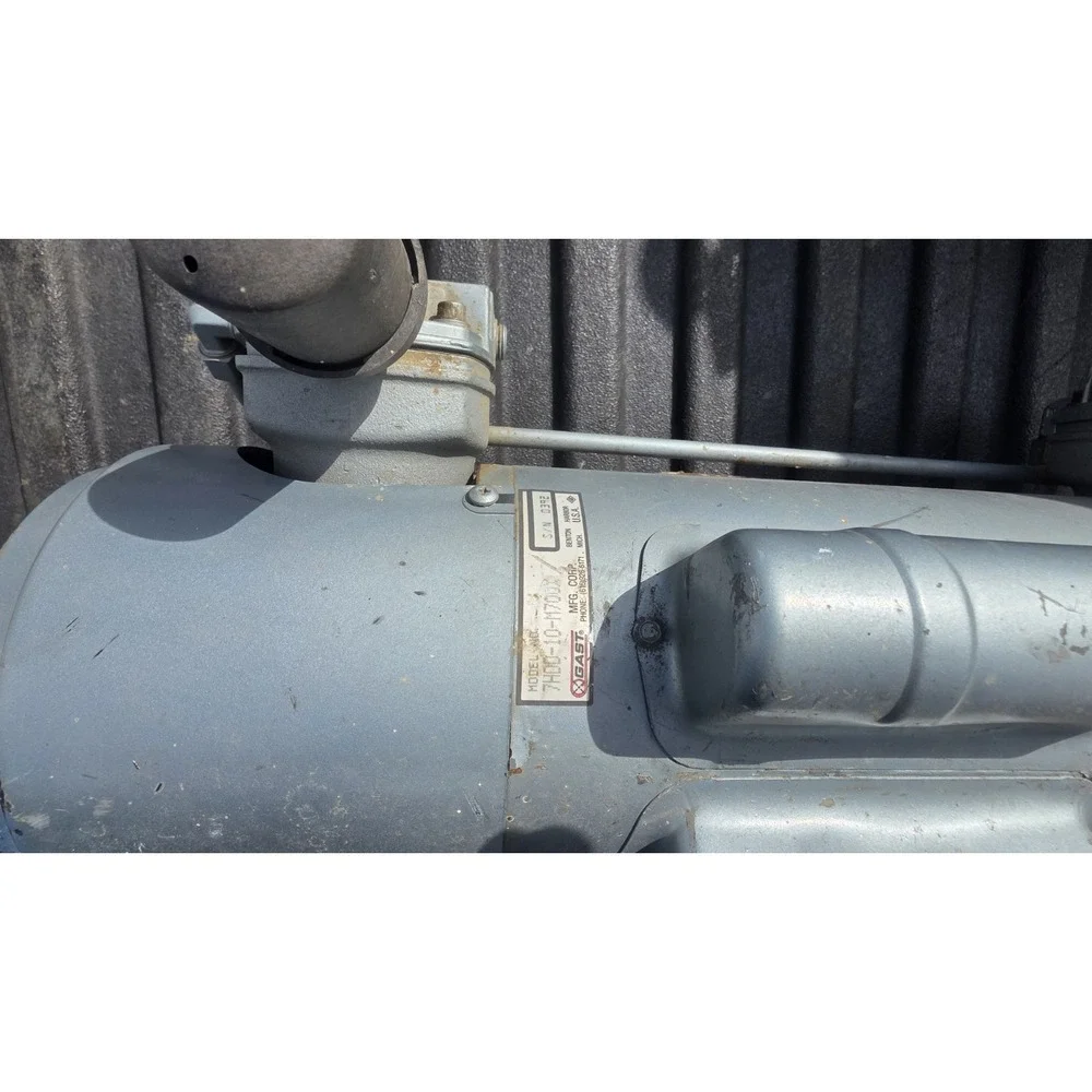 Gast MFG 7HDD-10-M700X Air Compressor 4 Piston Pump 120v/220V As Is See Photo